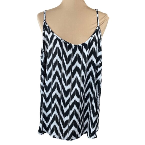APT.9 Tank Top Black White Chevron Size 2X Cami Shell Round Neck - Picture 1 of 8